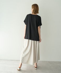 YECCA VECCA 裾ドロストデザインロゴTee