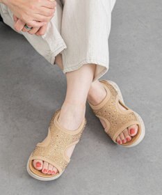 Bridget Birkin 【VINCULUM】フレックスソールビジューサンダル
