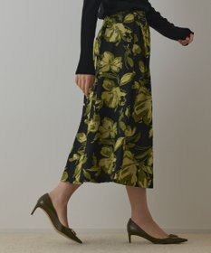 GRACE CONTINENTAL ラメフラワージャガードスカート