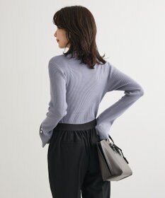 Green Parks ・ｓｗｉｎｇ　ｂｙ　袖パールボタンフレアリブニット