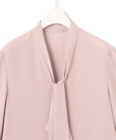 ICB L 【接触冷感・UVケア・速乾・洗える】BackSatinAmunzen 5分袖Vネックボウタイブラウス