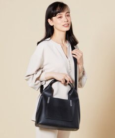 LA BAGAGERIE 【veganview】triangle shape mini tote bag