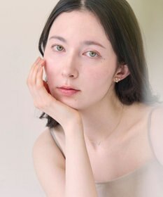 Phoebe 〈金属アレルギー対応〉Vラインミニパールネックレス　V字デザイン/小粒パール