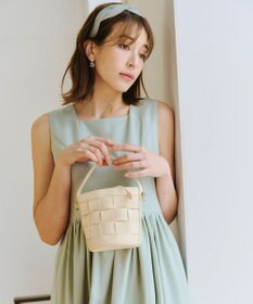 Tiaclasse シルバーパールネックレス