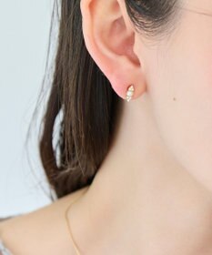 Phoebe <オンワード限定セット>金属アレルギー対応クイーンパールビジューセラミックポストピアス×クロスカーブパールビジューブローチ