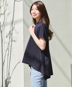 UNFILO 【シワになりにくい】BEAUTY FORM バックフレアTシャツ
