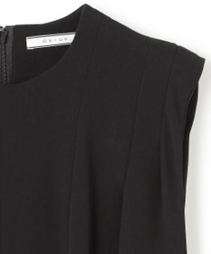 BEIGE， SARAH / Aラインドレス