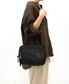 FOLNA RD ソフトレザーフロントポケットボストンバッグ