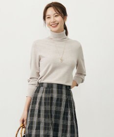 J.PRESS LADIES 【人気のため新色追加】PRINCE タートルネック ニット トップベージュ系