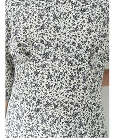 earth music&ecology 小花柄Ｖネックワンピース