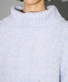 Green Parks ケーブル編みハイネックニット