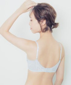 Wing Wing Lesiage　【2820シリーズ】　ブラジャー　脇すっきりの着やせシルエット　背中の段差軽減　ウイング／ワコール　PB2821