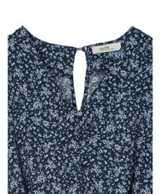 earth music&ecology 小花柄Ｖネックワンピース