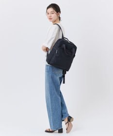 LeSportsac MEDIUM E/W BACKPACK/ディープシーブルー