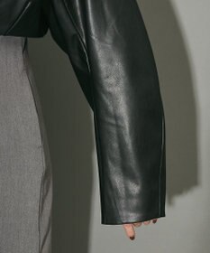 Green Parks フェイクレザーショートブルゾン