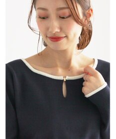 Te chichi スクエアチャームキーネックプルオーバー