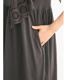 Green Parks ・ＳＵＧＡＲ　ＳＰＯＯＮ　ショルダー刺繍レースワンピース