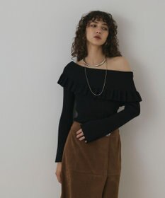 GRACE CONTINENTAL オフショルフリルニットトップ