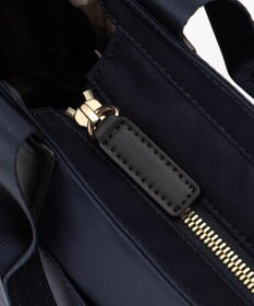 LA BAGAGERIE 【LA BAGAGERIE×HELLO KITTY】リボンチャーム付き　デイリートート　Sサイズ