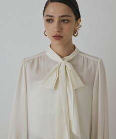 GRACE CONTINENTAL トリアセボウタイブラウス