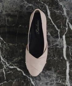 Tiaclasse 【安田美沙子さん/小倉優子さん着用】捻りデザインパンプス