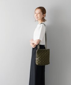 MIYABIYA 【撥水加工】La quoh with kirakaracho 南蛮七宝エンボスボンディング B5ショルダー