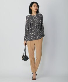 ICB 【人気のため新色追加・洗える】Naiaバックサテン テーパードパンツ