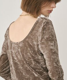 GRACE CONTINENTAL クラッシュベロアカットトップ