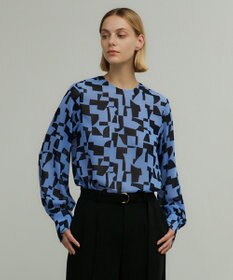 BEIGE， LUCIE / ノーカラーブラウス