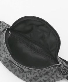 23区GOLF 【UNISEX】モノグラムボディバッグ　ペットボトルも入る！タウンユースにもおすすめ