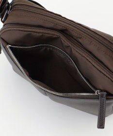 Y'SACCS ナイロン×牛革コンビシリーズ　横型ショルダーバッグ　SSサイズ