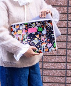 tsumori chisato CARRY プリントミックスPCケース モバイルケース/カバー