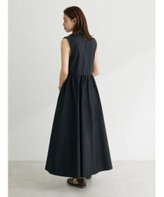 Green Parks ・Ｄｏｕｂｌｅ　Ｆｌａｇｓ　シャーリングノースリワンピ