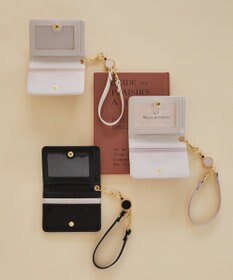 Maison de FLEUR 二つ折りリールパスケース