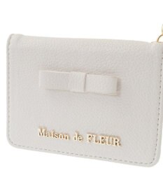 Maison de FLEUR 二つ折りリールパスケース