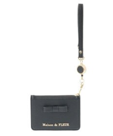 Maison de FLEUR 二つ折りリールパスケース
