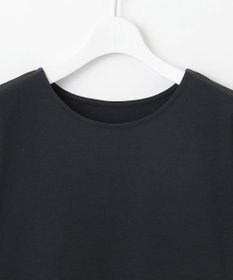 Feroux 【汗ジミが目立たない】フリル袖ペプラムデザインTシャツ