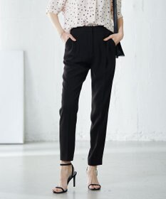 ICB 【人気のため新色追加・洗える】Naiaバックサテン テーパードパンツ