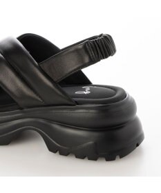 ing <ing>厚底クロスベルトスポーツサンダル