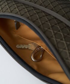 MIYABIYA LAQUOH【撥水加工】篭目柄エンボスボンディングショルダー