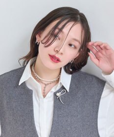 Phoebe クロスメタルパールブローチ　シルバー