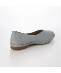 ing <ing>【WEB限定】【サスティナブル】スクエアトゥVカットフラットパンプス