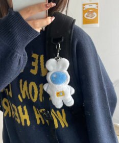 WEGO スペースラビットぬいぐるみキーホルダー