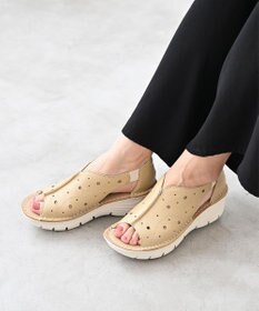 Pointer 本革 超軽量厚底パンチングサンダル