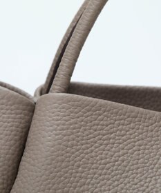 TOPKAPI 【Breath TOPKAPI】シュリンクレザー ショルダー付き ミニ トートバッグ / チャーム付き