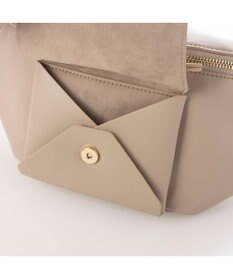 UNBILLION カカトゥ kakatoo / カウヘアポケットボディバッグ