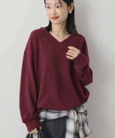 AMERICAN HOLIC Vネックワンポイントロゴスウェットプルオーバー