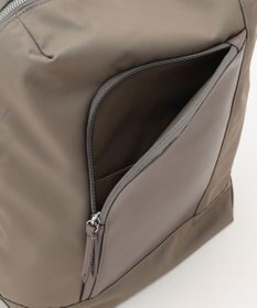 Y'SACCS ナイロン×リサイクルレザー　コンビマルチリュック