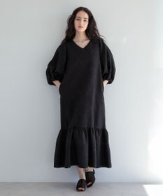 Green Parks ■ＥＳＣＡＲ　エンボスＶネックワンピース