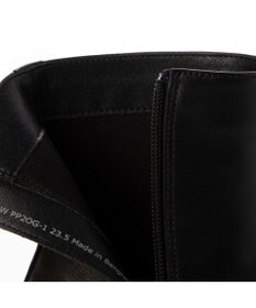 ing <ing>【WEB限定】ボリュームソールラウンドショートブーツ